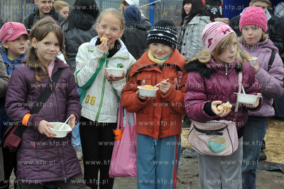 Otwarcie nowoczesnego miasteczka ruchu drogowego, ktore...