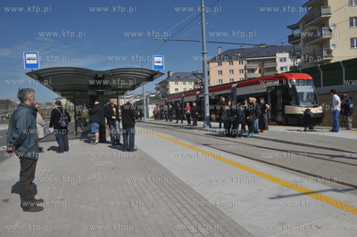 Inaguracyjny przejazd tramwajem na nowo otwartej lini...