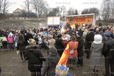 Orszak Trzech Kroli w Zukowie na Kaszubach. 6.01.2013...