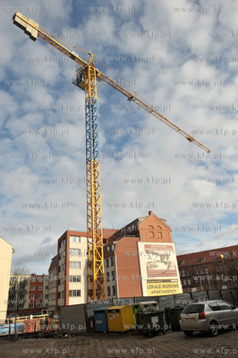 Budowa budynku mieszkalnego, apartamentowca pomiedzy...