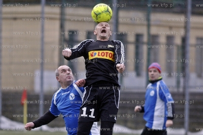 Gdansk. Boisko przy ul. Traugutta.  Sylwestrowy mecz...