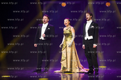 Włoska noc. Gala Sylwestrowo-noworoczna. Nz. Grażyna...