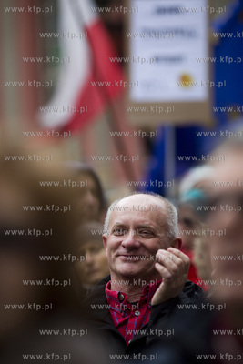 Gdańsk. Długi Targ. Manifestacja jedności z Europą...
