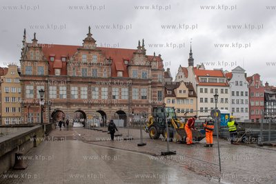 Zielona Brama częściowo wyłączona z użytkowania...