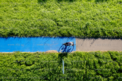 Wiślana Trasa Rowerowa (odcinek Kiezmar - Błotnik)....