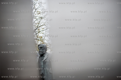 Pomnik Karl Heinricha Marx i Frederyk Engelsa na Marxengelsforum...