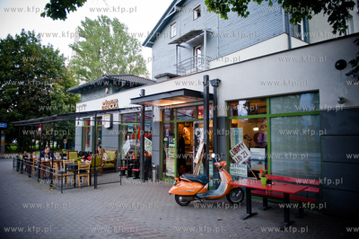 Sopot. Restauracja, bar Spoldzielnia Literacka
09.08.2011
fot....