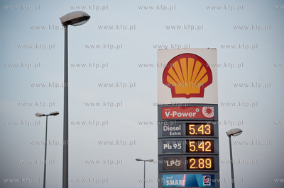 Gdansk. Orunia. Stacja Paliw Shell.
07.11.2011
fot....