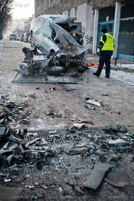 Wypadek na al. Grunwaldzkiej przy skrzyzowaniu z ul....