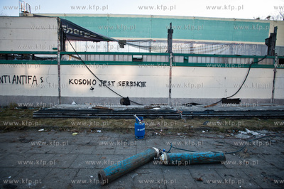 Gdansk. Rozbiorka hali sportowej nalzacej do klubu...