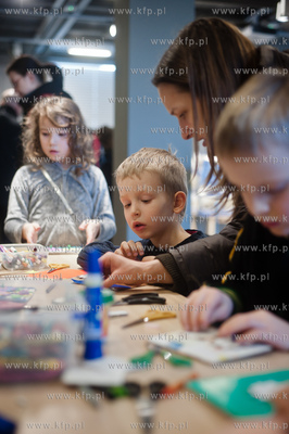 Gdynia. Infobox. Warsztaty plastyczne pt. Pocztowka...