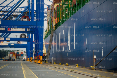 Gdansk. Terminal kontenerowy DCT. Kolejne zawiniecie...