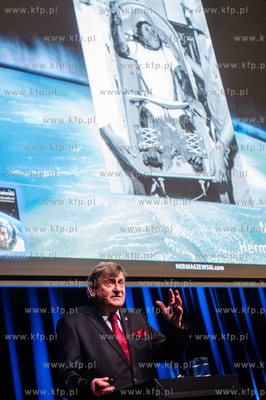 Gdansk. Europejskie Centrum Solidarnosci. Spotkanie...