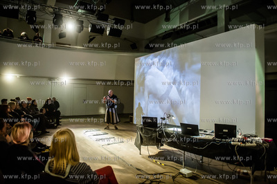 Sopot. Państwowa Galeria Sztuki. V Dwubiegunowe Międzynarodowe...