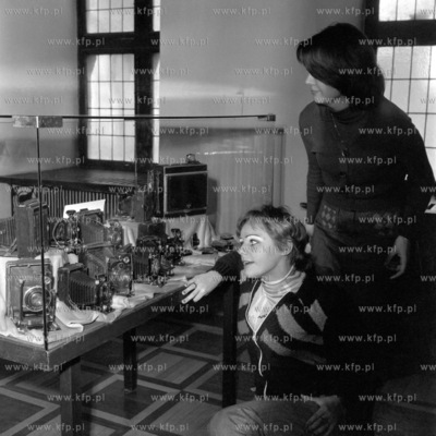 Wystawa sprzętu fotograficznego pochodzących ze zbiorów...