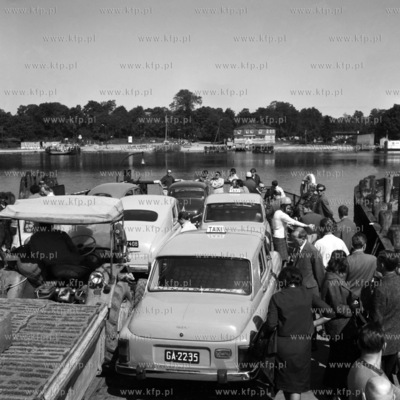 Przeprawa promowa do Sobieszewa. 22.08.19650007068z_sierpienFot....