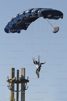 Mlode Miasto w Gdansku. Zawody Diverse Crane Boogie...