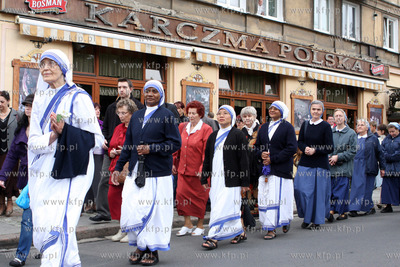 Szczecin. Papieska procesja Bozego Ciala, ulicami Szczecina...