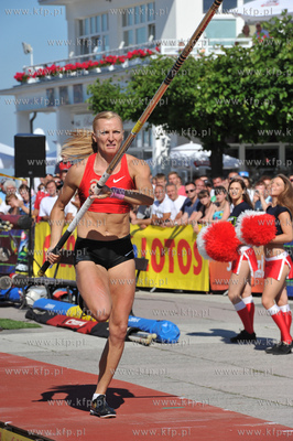 Sopot. Plac Zdrojowy - Molo. "Tyczka na Molo" 2011...