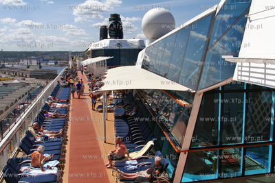 Gdynia. Wycieczkowiec Celebrity Eclipse w Gdyni. 18.06.2014...
