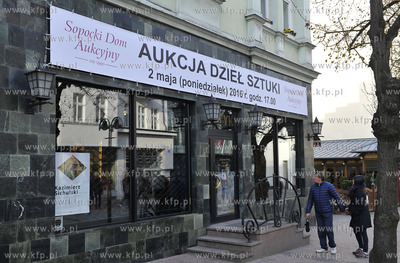 Sopot. Ulica Monte Cassino tzw. Monciak. Na zdjeciu...
