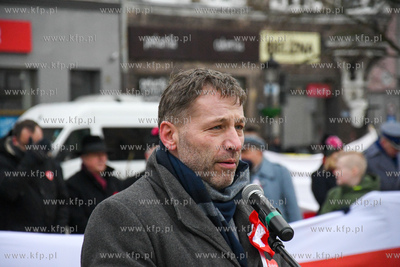 Uroczystosci na rynku w Kościerzynie z okazji 102....