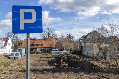 Plac, składowisko materiałów budowlanych przy ulicy...