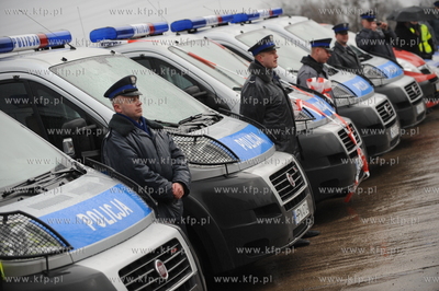 Komenda Miejska Policji w Gdyni. Nz uroczyste przekazanie...