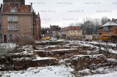 Dzialka pod budowe na ul. Swietojanskiej w Gdansku
26.01.2011
fot....