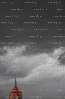 Gwaltowna burza przeszla nad Gdanskiem. 
20.05.2013
Fot....