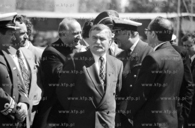 Prezydent Lech Walesa na wodowaniu w Stoczni Marynarki...