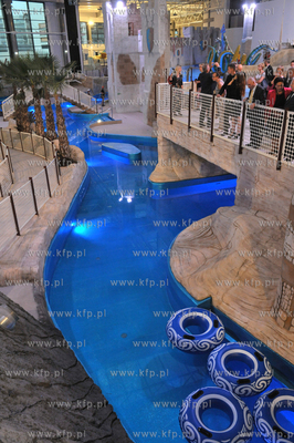 Otwarcie Aquaparku Reda w Redzie. Atrakcją jest akwarium,...