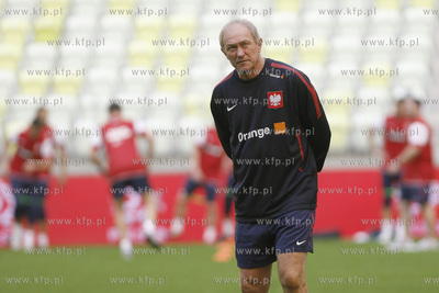 Gdansk. Stadion pilkarski PGE Arena.Trening druzyny...