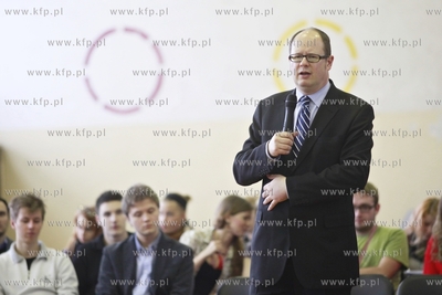 Gdańsk Zaspa. XV Liceum Ogólnokształcącym im. Zjednoczonej...