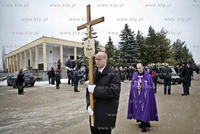 Gdansk. Cmentarz lostowicki. Pogrzeb perkusity zespolu...