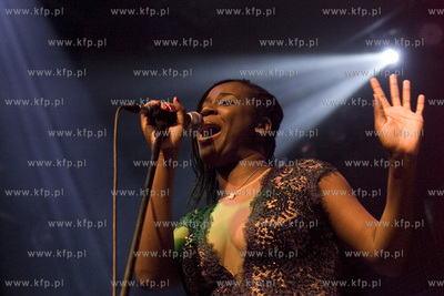 Siesta Festival. Koncert Charlotte Dipanda w Klubie...