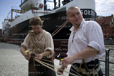 Gdańsk. Spichlerz Królewski na Ołowiance. Pokaz...