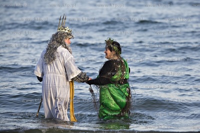 Gdańsk Jelitkowo. Morsy powitały Nowy Rok tradycyjną...