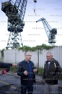 Spacer po Stoczni Gdańskiej w godzinie rozpoczęcia...