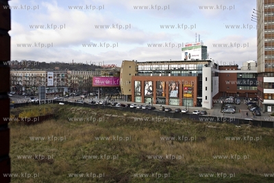 Ruszają prace na budowie na skrzyżwaniu ulic Rajskiej...