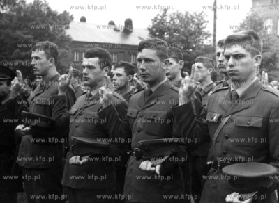 Przysiega wojskowa w Gdansku. 06.1974 Fot. Zbigniew...