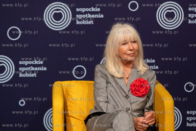 Sopot. Teatr Atelier. Sopockie Spotkanie Kobiet z udziałem:...