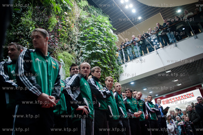 Gdansk. Galeria Przymorze. Prezentacja I druzyny Lechii...