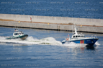 Gdynia. Swieto Morza. Pokaz dzialan antyterrorystycznych...
