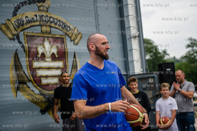 Koszykarz Marcin Gortat odwiedza Port Wojenny w Gdyni...