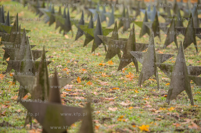 Gdansk. Cmentarz Zolnierzy Radzieckich. Dzien Wszystkich...