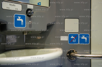 Gdynia. Cisowa. Siedziba Szybkiej Kolei Miejskiej,...