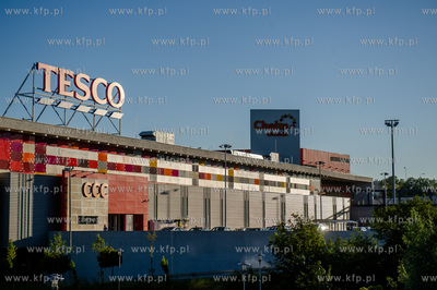 Gdańsk. Chełm. Supermarket Tesco.
20.07.2016
fot....