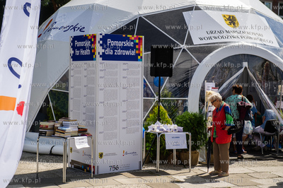 Gdańsk. Targ Węglowy. Przygotowane na czas Jarmarku...