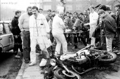 Wypadek motocyklowy w Gdansku Wrzeszczu na skrzyzowaniu...